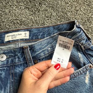 Abercrombie & Fitch High-Rise Loose Distressed Blue Jeans
